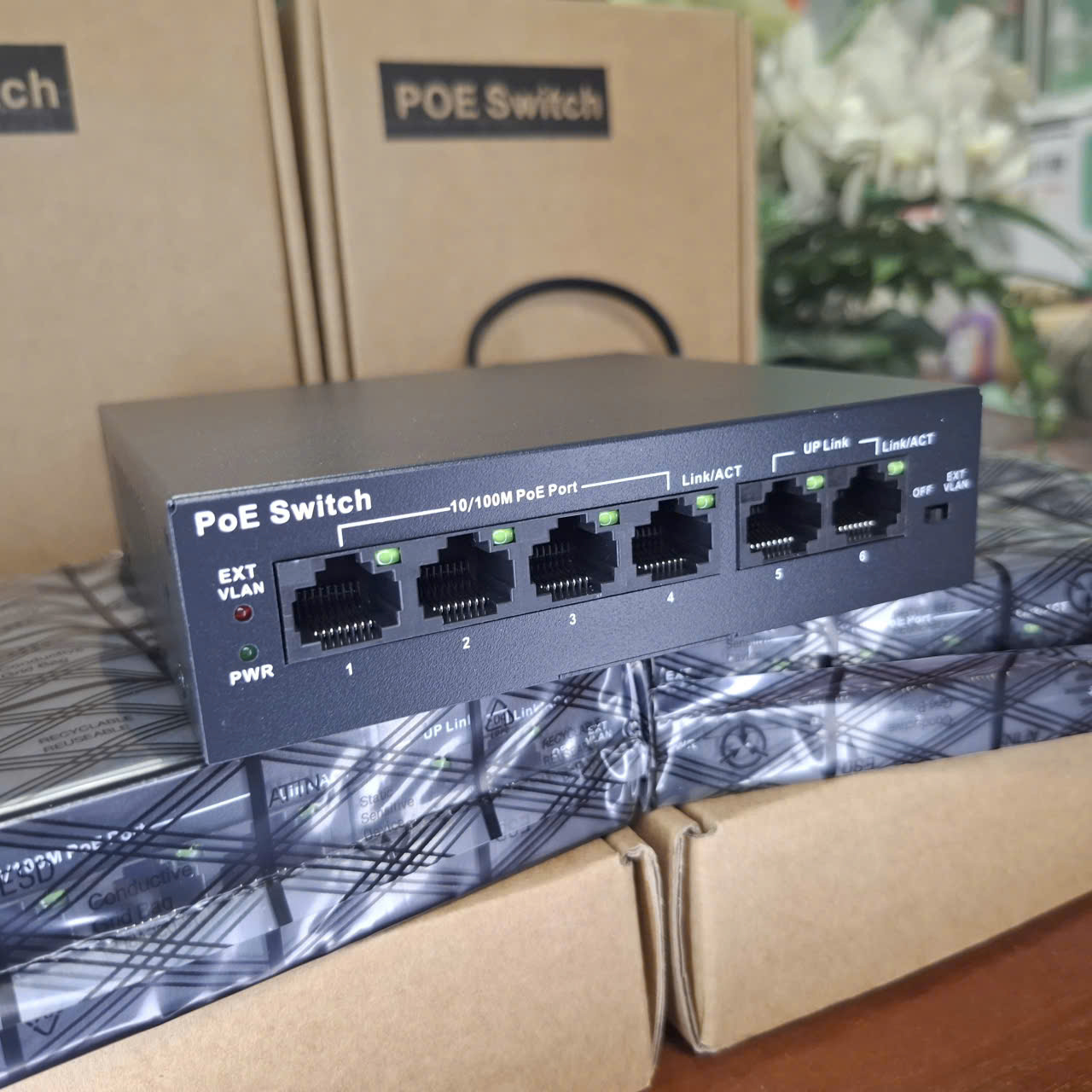 SWITCH POE 4